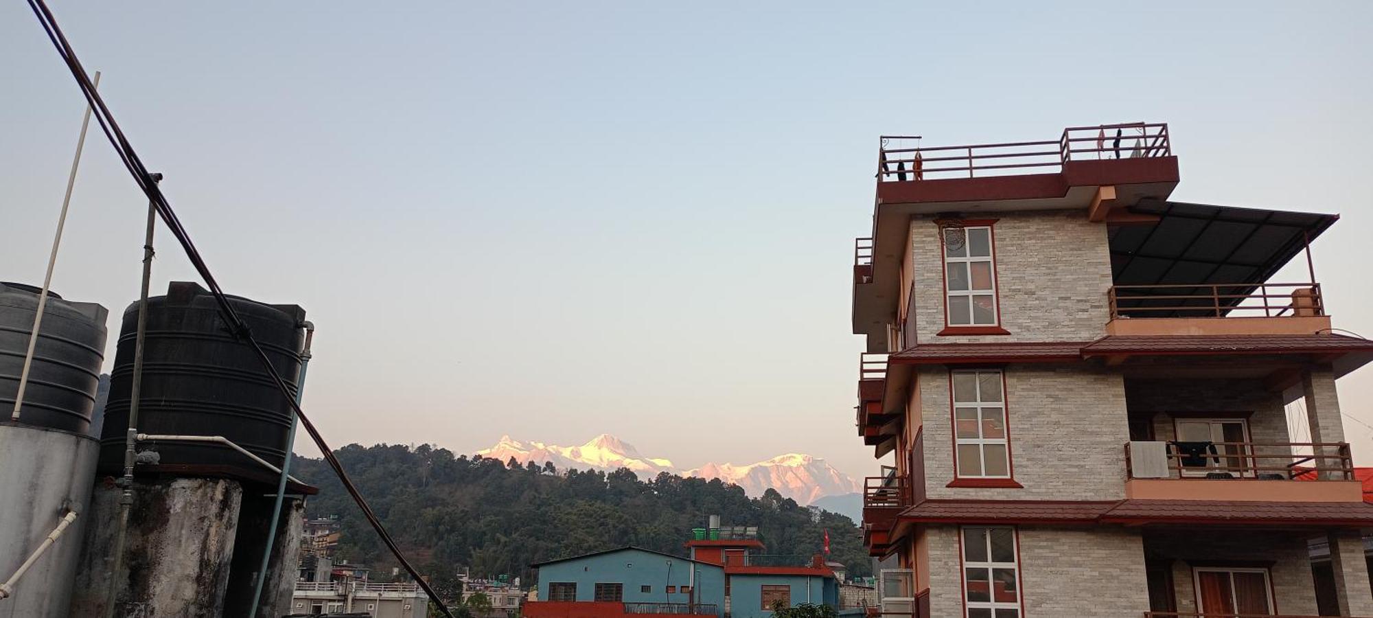 Pokhara Metro Eco Hotel エクステリア 写真